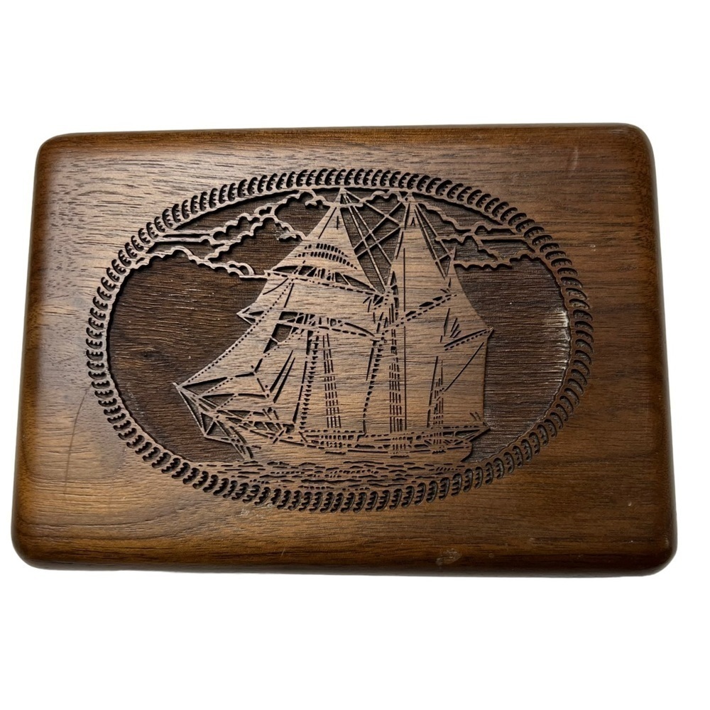 VTG Nautical Lasercraft Hinged Wood Box Box Sailing Clipper Ship 6”x4” Embossed